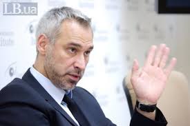 Закривається провадження. Прокуратура має прийняти постанову про відшкодування збитків.